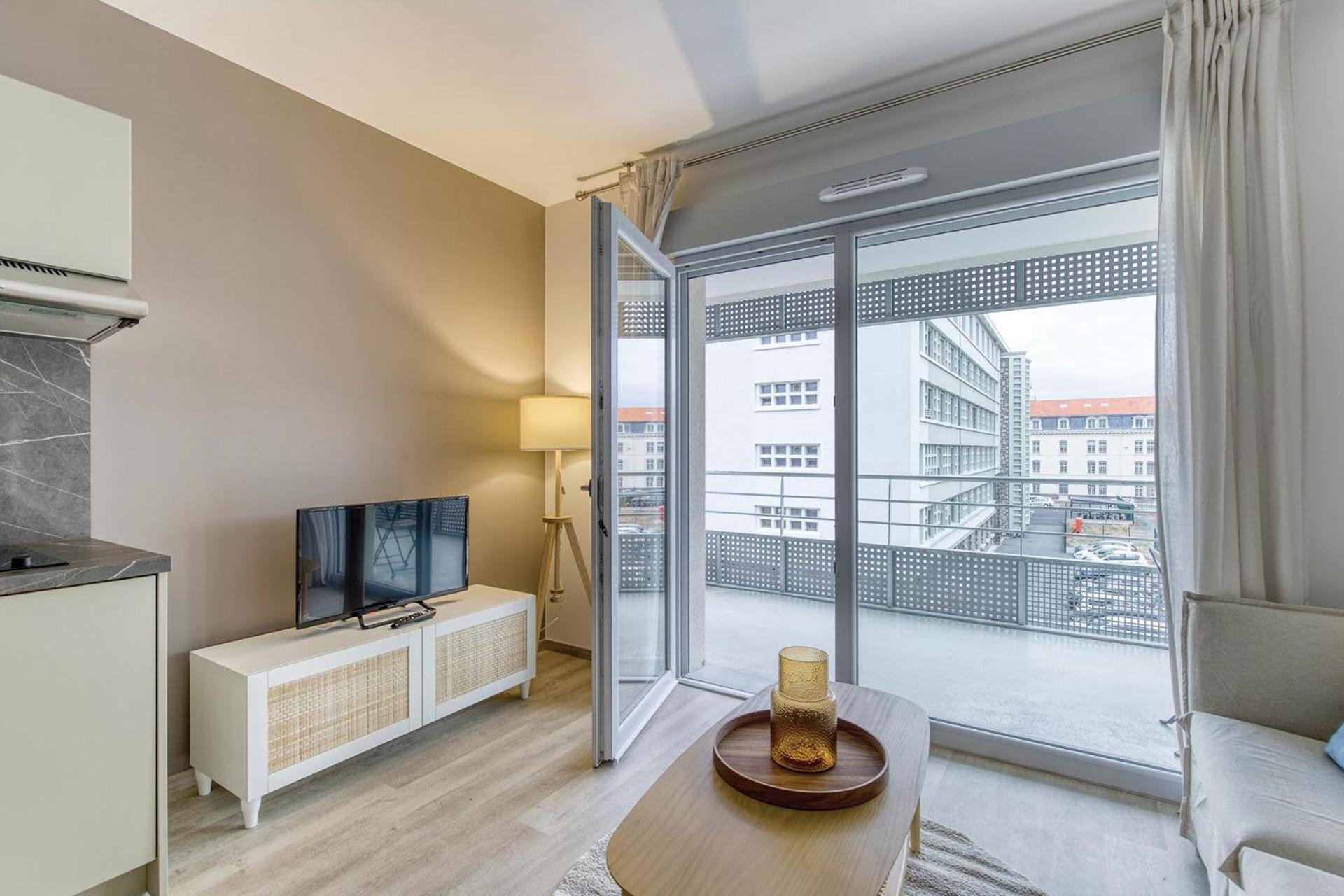 Ovelia Clermont-Ferrand - Le Puy Des Olivines Apartment Exterior photo